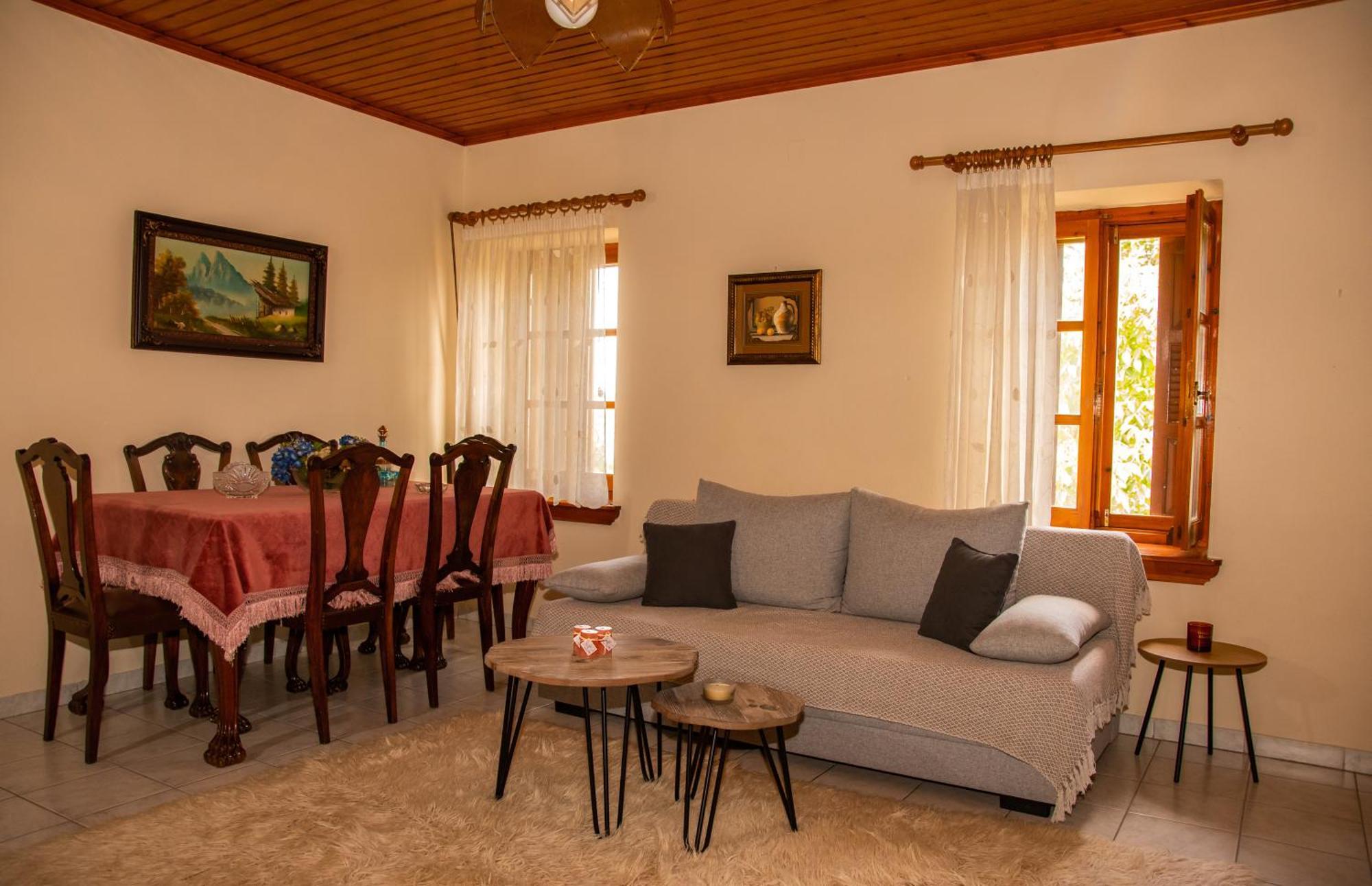 La Casa De Vacation Villa Lafkos Eksteriør billede